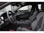 Volvo V60 T6 Plug-in hybrid AWD Plus Dark | Rondomzicht Camera| Semi Electrische trekhaak| Electronic Climate Control | Adaptieve Cruise Control | Parkeersensoren | Rijstrooksensor Met Correctie | Navigatiesysteem | Verwarmbare Voorstoelen | Verwarmbaar Stuurwiel | Keyless Entry |