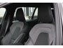 Volvo V60 T6 Plug-in hybrid AWD Plus Dark | Rondomzicht Camera| Semi Electrische trekhaak| Electronic Climate Control | Adaptieve Cruise Control | Parkeersensoren | Rijstrooksensor Met Correctie | Navigatiesysteem | Verwarmbare Voorstoelen | Verwarmbaar Stuurwiel | Keyless Entry |