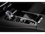 Volvo V60 T6 Plug-in hybrid AWD Plus Dark | Rondomzicht Camera| Semi Electrische trekhaak| Electronic Climate Control | Adaptieve Cruise Control | Parkeersensoren | Rijstrooksensor Met Correctie | Navigatiesysteem | Verwarmbare Voorstoelen | Verwarmbaar Stuurwiel | Keyless Entry |
