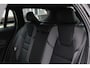 Volvo V60 T6 Plug-in hybrid AWD Plus Dark | Rondomzicht Camera| Semi Electrische trekhaak| Electronic Climate Control | Adaptieve Cruise Control | Parkeersensoren | Rijstrooksensor Met Correctie | Navigatiesysteem | Verwarmbare Voorstoelen | Verwarmbaar Stuurwiel | Keyless Entry |
