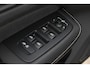 Volvo V60 T6 Plug-in hybrid AWD Plus Dark | Rondomzicht Camera| Semi Electrische trekhaak| Electronic Climate Control | Adaptieve Cruise Control | Parkeersensoren | Rijstrooksensor Met Correctie | Navigatiesysteem | Verwarmbare Voorstoelen | Verwarmbaar Stuurwiel | Keyless Entry |