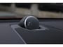 Volvo XC60 T8 Plug-in hybrid AWD Ultra Dark | Luchtvering | Bowers & Wilkins premium audio | Lichtmetalen velgen 22" | 360° parkeercamera | Sportstoelen | Head-up display | Parkeerverwarming | BLIS | Adaptive cruise | trekhaak elektrisch uitklapbaar | head-up display