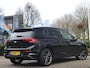 Volkswagen Golf 1.5 TSI Life Business Navi / LED /Camera / Trekh / Climate BTW auto