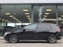 Volkswagen Golf 1.5 TSI Life Business / LED