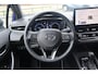 Toyota Corolla Touring Sports HYBRID 140 DYNAMIC 17"LM-VELGEN STOELVERWARMING LED PRIVACY-GLASS DRAADLOOS LADEN NL-AUTO