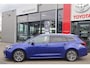 Toyota Corolla Touring Sports HYBRID 140 DYNAMIC 17"LM-VELGEN STOELVERWARMING LED PRIVACY-GLASS DRAADLOOS LADEN NL-AUTO