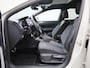Volkswagen Taigo 1.0 TSI R-Line Business 110 PK DSG | Automaat | Apple Carplay | Design pakket | Black style pakket | Comfort sportstoelen| Adaptive cruise control | Navigatiesysteem| Parkeersensoren | Regensensor | Sfeerverlichting | Start/stop systeem |