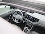 Volkswagen Taigo 1.0 TSI R-Line Business 110 PK DSG | Automaat | Apple Carplay | Design pakket | Black style pakket | Comfort sportstoelen| Adaptive cruise control | Navigatiesysteem| Parkeersensoren | Regensensor | Sfeerverlichting | Start/stop systeem |