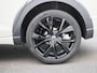 Volkswagen Taigo 1.0 TSI R-Line Business 110 PK DSG | Automaat | Apple Carplay | Design pakket | Black style pakket | Comfort sportstoelen| Adaptive cruise control | Navigatiesysteem| Parkeersensoren | Regensensor | Sfeerverlichting | Start/stop systeem |