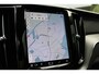 Volvo XC60 2.0 T6 Plug-in hybrid AWD Plus Bright | Semi elektrische trekhaak | Stoel & stuurwielverwarming | Lederen interieur |