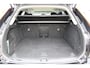Volvo XC60 2.0 T6 Plug-in hybrid AWD Plus Bright | Semi elektrische trekhaak | Stoel & stuurwielverwarming | Lederen interieur |
