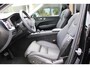 Volvo XC60 2.0 T6 Plug-in hybrid AWD Plus Bright | Semi elektrische trekhaak | Stoel & stuurwielverwarming | Lederen interieur |