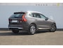 Volvo XC60 T8 390PK Automaat AWD Ultra Bright / Head-up display / Trekhaak/ Harman Kardon audio / Panoramadak / BLIS / Elektrisch bedienbare voorstoelen / Memory seats / Verwarmbare stoelen / Keyless entry /