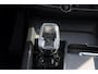 Volvo XC60 T8 390PK Automaat AWD Ultra Bright / Head-up display / Trekhaak/ Harman Kardon audio / Panoramadak / BLIS / Elektrisch bedienbare voorstoelen / Memory seats / Verwarmbare stoelen / Keyless entry /
