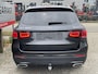 Mercedes-Benz GLC 300e 4MATIC AMG Line 19"/Matrix LED/Memory l+r/Trekhaak/Adaptieve cruise/Dodehoek/Sfeerverlichting/Apple Carplay & Android Auto/Stoelverwarming/Elektrische klep