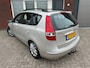 Hyundai i30 CW 1.6i Style / Leder / Clima / PDC / NAP