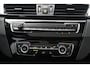 BMW X1 xDrive25e Business Edition Plus | Incl. 12 maanden garantie | Head-up display | Parkeersensoren | Verwarmde voorstoelen | Schuif/kantel dak | Climate control | Lichtmetalen velgen | Elektrische kofferklep | Cruise control | Bluetooth