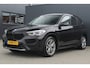 BMW X1 xDrive25e Business Edition Plus | Incl. 12 maanden garantie | Head-up display | Parkeersensoren | Verwarmde voorstoelen | Schuif/kantel dak | Climate control | Lichtmetalen velgen | Elektrische kofferklep | Cruise control | Bluetooth