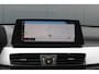 BMW X1 xDrive25e Business Edition Plus | Incl. 12 maanden garantie | Head-up display | Parkeersensoren | Verwarmde voorstoelen | Schuif/kantel dak | Climate control | Lichtmetalen velgen | Elektrische kofferklep | Cruise control | Bluetooth