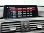 BMW 3-Serie 318i Luxury Edition (STOELVERWARMING, CAMERA, LED, DIGITALE COCKPIT, DEALER ONDERHOUDEN)