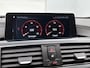 BMW 3-Serie 318i Luxury Edition (STOELVERWARMING, CAMERA, LED, DIGITALE COCKPIT, DEALER ONDERHOUDEN)