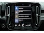 Volvo XC40 T5 Recharge R-Design | Adaptieve Cruise Control | Pilot Assist | Harman Kardon Audio | 360° camera | Elektrische Bestuurdersstoel met Geheugen | Elektrische bijrijdersstoel | DAB | Leer | 20" Lichtmetalen Velgen