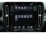 Volvo XC40 T5 Recharge R-Design | Adaptieve Cruise Control | Pilot Assist | Harman Kardon Audio | 360° camera | Elektrische Bestuurdersstoel met Geheugen | Elektrische bijrijdersstoel | DAB | Leer | 20" Lichtmetalen Velgen