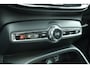 Volvo XC40 T5 Recharge R-Design | Adaptieve Cruise Control | Pilot Assist | Harman Kardon Audio | 360° camera | Elektrische Bestuurdersstoel met Geheugen | Elektrische bijrijdersstoel | DAB | Leer | 20" Lichtmetalen Velgen