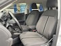 Volkswagen T-Roc 1.0 TSI Style / NL-Auto / Dealer-Onderhouden / 1e-Eigenaar / Adaptieve Cruise-Control / Climate-Control / Apple-Carplay & Android-Auto / Armsteun V+A / DAB Radio-Bluetooth / Navi / PDC V+A / 16'' LMV / ENZ.