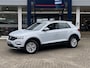 Volkswagen T-Roc 1.0 TSI Style / NL-Auto / Dealer-Onderhouden / 1e-Eigenaar / Adaptieve Cruise-Control / Climate-Control / Apple-Carplay & Android-Auto / Armsteun V+A / DAB Radio-Bluetooth / Navi / PDC V+A / 16'' LMV / ENZ.