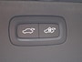 Volvo XC90 2.0 T8 Recharge AWD Ultimate Dark / Trekhaak / Luchtvering / 22"Wielen / B&W Audio / 360 Camera / Head-up Display / Panoramadak / Getint Glas /
