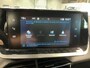Peugeot 2008 1.2 PureTech 100 PK Active Pack | Climate Controle | Stoelverwarming | LED koplampen | Parkeersensoren | Lichtmetalen velgen | | Airco (automatisch) | Apple Carplay/Android Auto|telefoonintegratie premium | Buitenspiegels elektrisch verstel- en verwarmbaar
