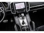 Porsche Cayenne 3.0 S E-Hybrid | Panodak | Luchtvering | Trekhaak | Bose | Sport Chrono | 21 inch | NL Auto |