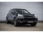 Porsche Cayenne 3.0 S E-Hybrid | Panodak | Luchtvering | Trekhaak | Bose | Sport Chrono | 21 inch | NL Auto |