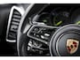 Porsche Cayenne 3.0 S E-Hybrid | Panodak | Luchtvering | Trekhaak | Bose | Sport Chrono | 21 inch | NL Auto |