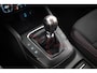 Ford Focus 1.5 EcoBoost ST Line Business | Carplay | All season banden | Winter pakket |