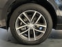 Land Rover Discovery Sport P300e S | Panoramadak | Cold Climate Pack