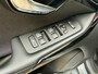 Volvo V40 1.5 T3 Dynamic Edition / Automaat / Trekhaak / Panoramadak / Stoelverwarming / Achteruitrijcamera / Keyless