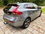 Volvo V40 1.5 T3 Dynamic Edition / Automaat / Trekhaak / Panoramadak / Stoelverwarming / Achteruitrijcamera / Keyless