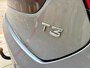 Volvo V40 1.5 T3 Dynamic Edition / Automaat / Trekhaak / Panoramadak / Stoelverwarming / Achteruitrijcamera / Keyless