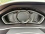 Volvo V40 1.5 T3 Dynamic Edition / NIEUWE APK / Automaat / Trekhaak / Panoramadak / Stoelverwarming / Achteruitrijcamera / Keyless