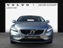 Volvo V40 2.0 T2 Nordic+ / 17" Velgen / Volvo On Call / Voorruit verwarming /
