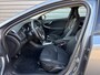 Volvo V40 2.0 T2 Nordic+ / 17" Velgen / Volvo On Call / Voorruit verwarming /
