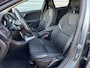 Volvo V40 2.0 T2 Nordic+ / 17" Velgen / Volvo On Call / Voorruit verwarming /