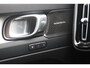 Volvo XC40 Volvo XC40 B4 197PK Plus Black Edition | Visual Park Assist (incl. 360º view) | Schuif-/Kanteldak | Lichtmetalen Velgen 20"| Extra Getint Glas |  Nubuck/ Kunstlederen Bekleding | Apple Carplay/Android Auto | Premium Audio by Harman Kardon | Electronic Climate Controle
