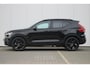 Volvo XC40 Volvo XC40 B4 197PK Plus Black Edition | Visual Park Assist (incl. 360º view) | Schuif-/Kanteldak | Lichtmetalen Velgen 20"| Extra Getint Glas |  Nubuck/ Kunstlederen Bekleding | Apple Carplay/Android Auto | Premium Audio by Harman Kardon | Electronic Climate Controle