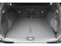 Volvo XC40 Volvo XC40 B4 197PK Plus Black Edition | Visual Park Assist (incl. 360º view) | Schuif-/Kanteldak | Lichtmetalen Velgen 20"| Extra Getint Glas |  Nubuck/ Kunstlederen Bekleding | Apple Carplay/Android Auto | Premium Audio by Harman Kardon | Electronic Climate Controle