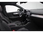 Volvo XC40 Volvo XC40 B4 197PK Plus Black Edition | Visual Park Assist (incl. 360º view) | Schuif-/Kanteldak | Lichtmetalen Velgen 20"| Extra Getint Glas |  Nubuck/ Kunstlederen Bekleding | Apple Carplay/Android Auto | Premium Audio by Harman Kardon | Electronic Climate Controle