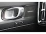 Volvo XC40 Volvo XC40 B4 197PK Plus Black Edition | Visual Park Assist (incl. 360º view) | Schuif-/Kanteldak | Lichtmetalen Velgen 20"| Extra Getint Glas |  Nubuck/ Kunstlederen Bekleding | Apple Carplay/Android Auto | Premium Audio by Harman Kardon | Electronic Climate Controle