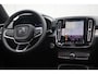 Volvo XC40 Volvo XC40 B4 197PK Plus Black Edition | Visual Park Assist (incl. 360º view) | Schuif-/Kanteldak | Lichtmetalen Velgen 20"| Extra Getint Glas |  Nubuck/ Kunstlederen Bekleding | Apple Carplay/Android Auto | Premium Audio by Harman Kardon | Electronic Climate Controle